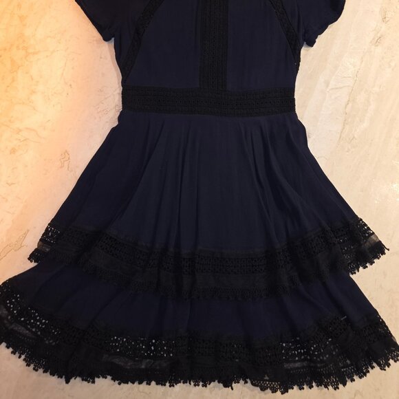 MAJE Navy Blue tiered mini dress w/Black lace trim size 1 - Picture 3 of 4